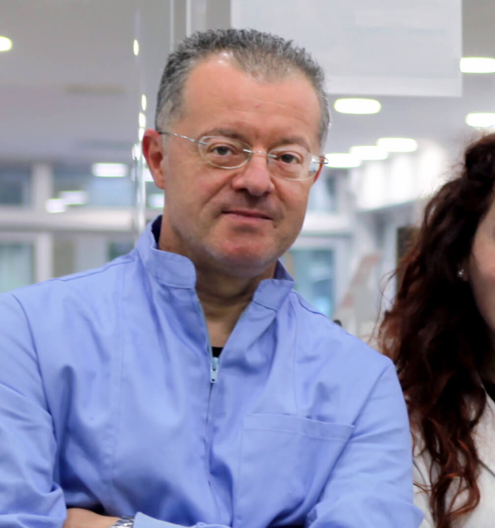 Francesco Ferrari, Magazzino e Logistica